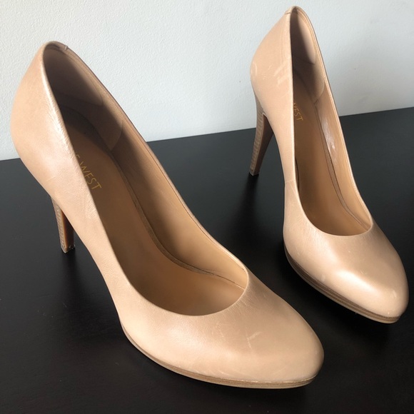 Nine West Shoes - {Nine West} Tan Leather Rocha Pumps